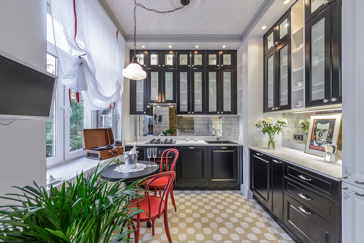 Black modern kitchen with ceiling rose and skirting board