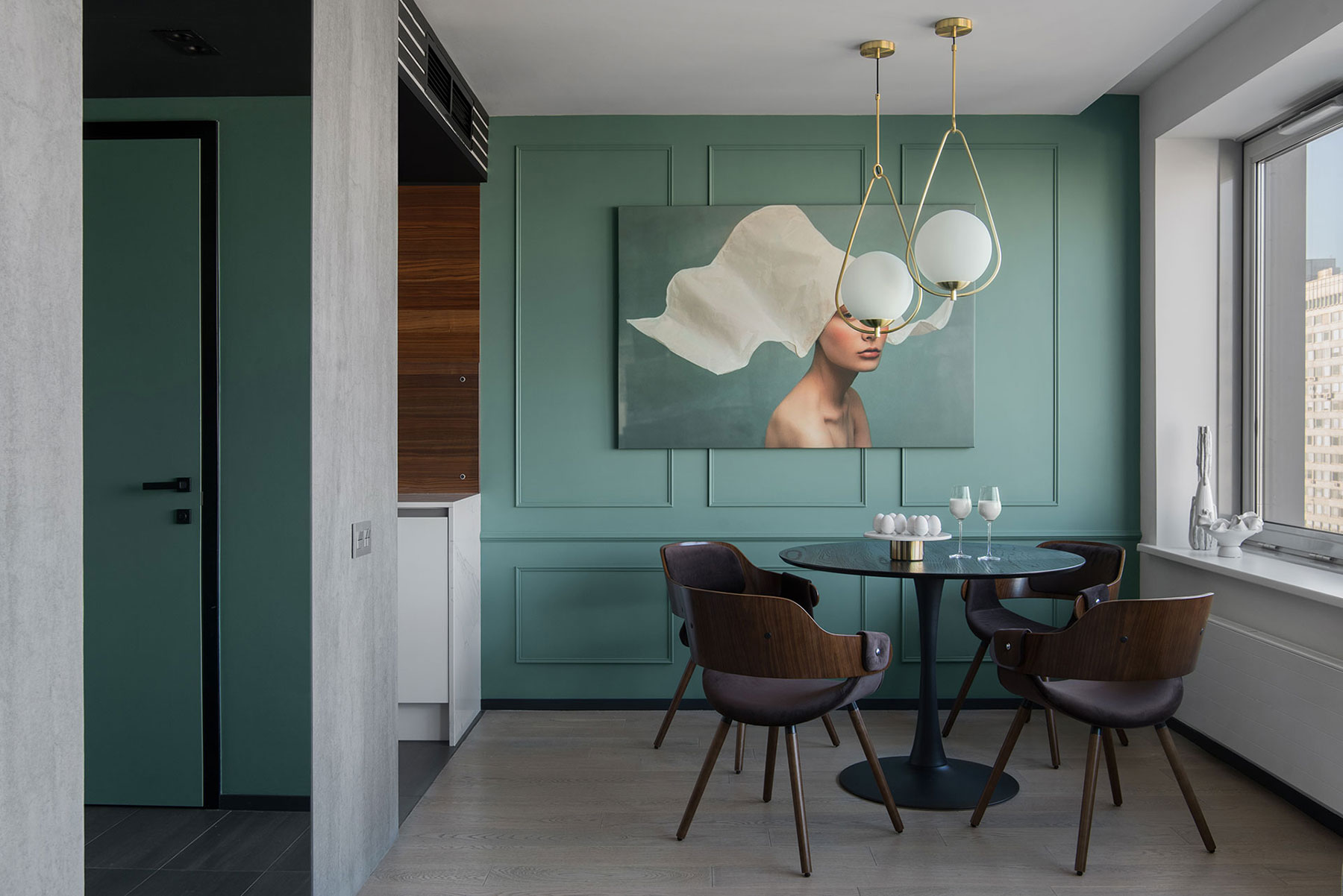 Modern dining room with Gaudi profiles, view 1