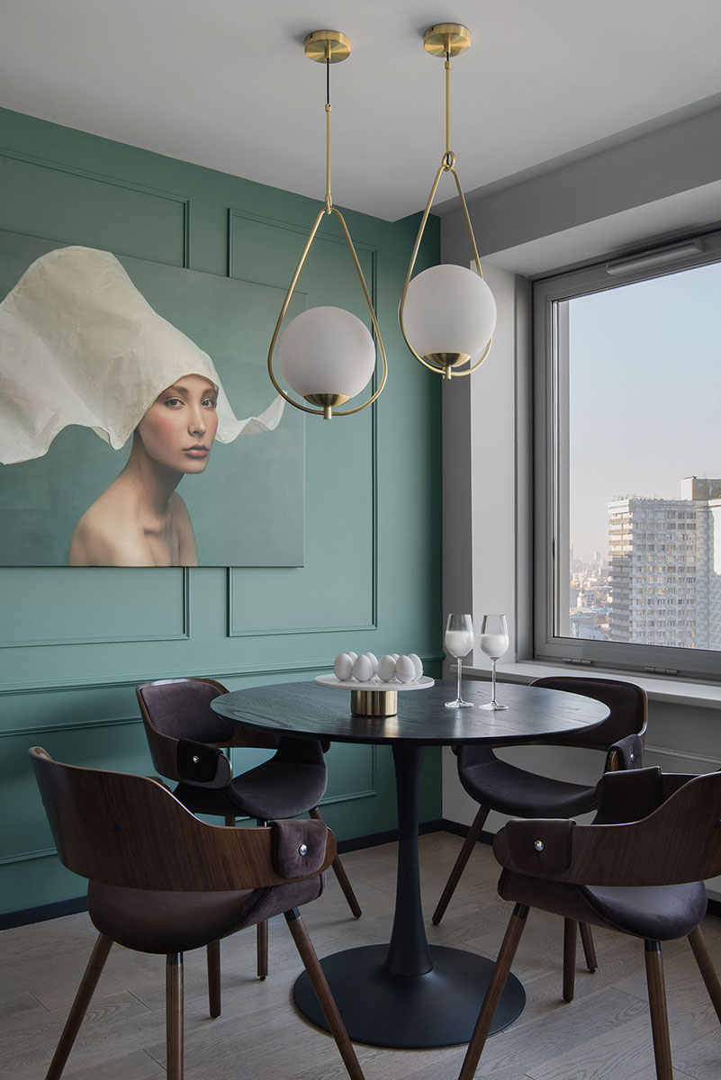 Modern dining room with Gaudi profiles, view 2