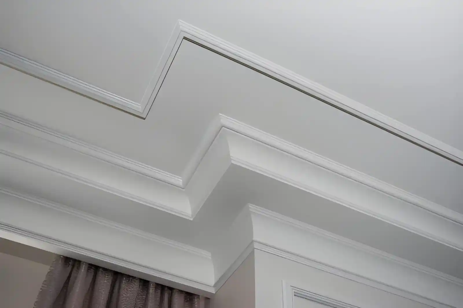Coving vs picture rail