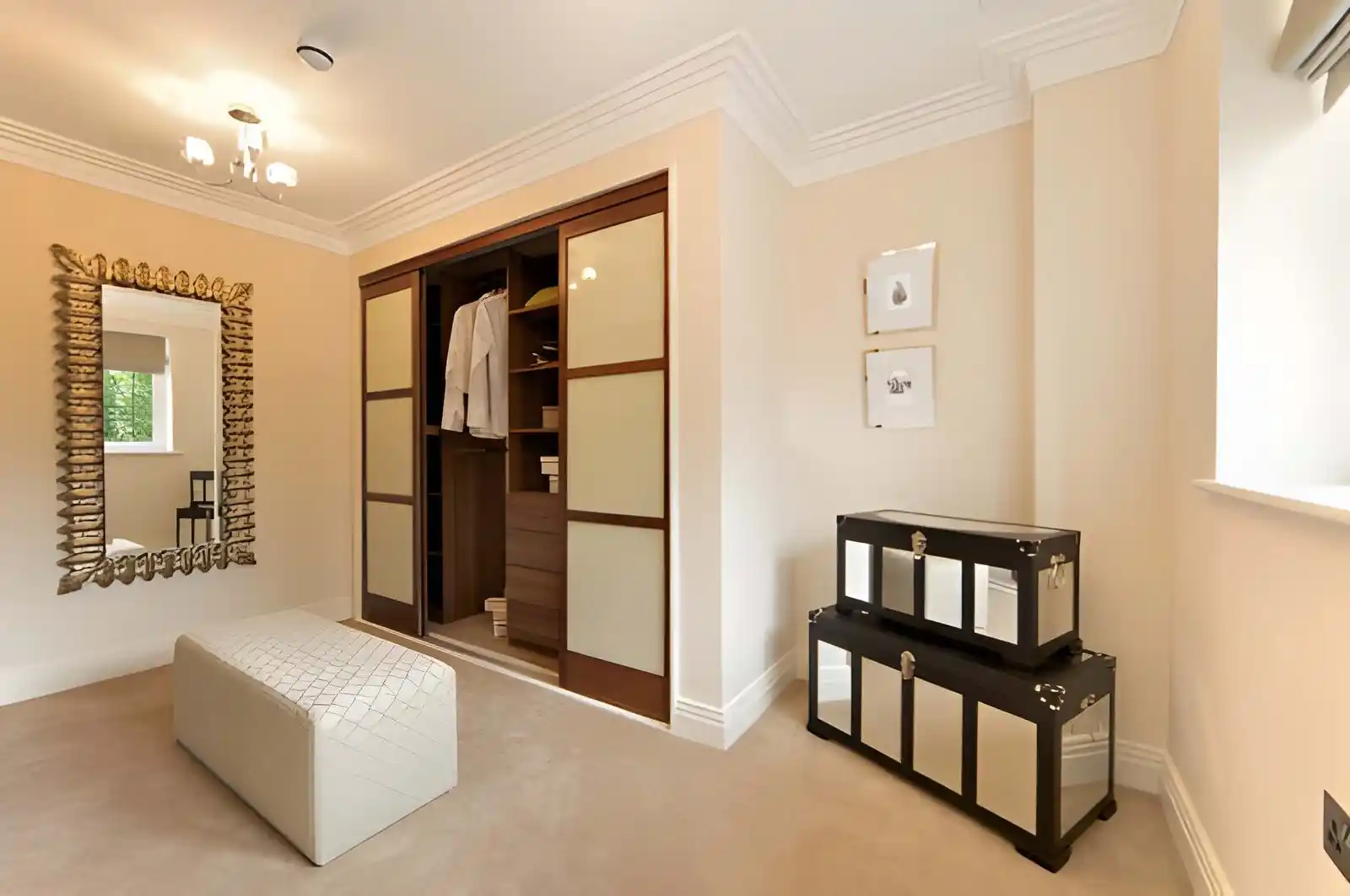 Do you put coving in bedrooms